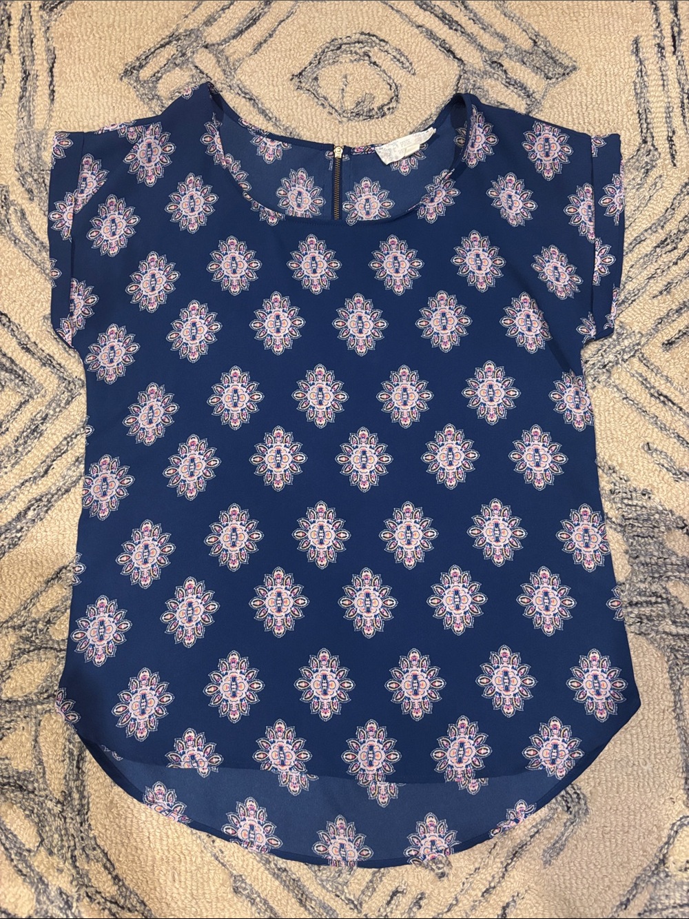 Pink Republic Women's Navy Printed Cap-Sleeve Blouse